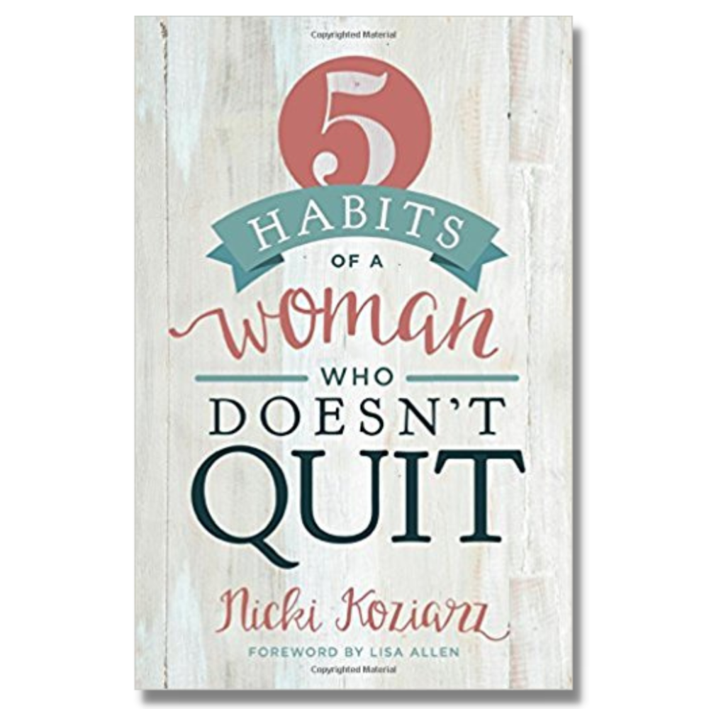 5 Habits of a Woman Who Doesn't